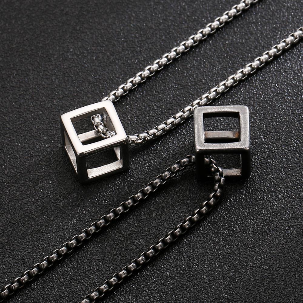 Kalen Kalung Liontin Persegi T - Men Accessories Rule ulasan dan harga