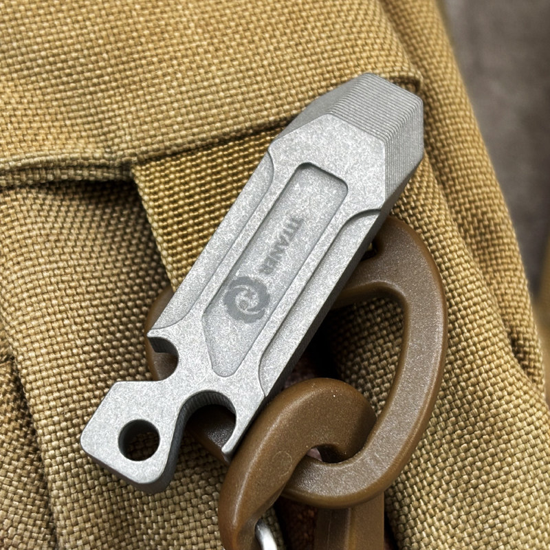 Alat Kombinasi Pembuka Botol G - Keychain Multi Tool ulasan dan harga